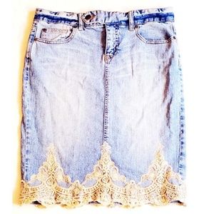 The Limited Jeans | Lace Detailed Denim Jean Skirt